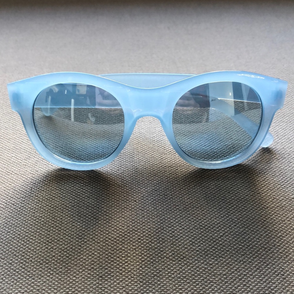 Forever 21 round reflective lens sunglasses